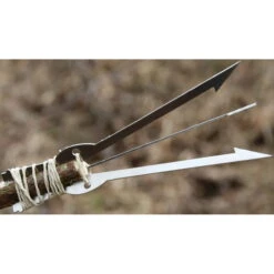 Bushcraft Essentials JV Survivalkarte -Campfreunde Geschäft BCE 045 JV Survival Card Action Shot 06