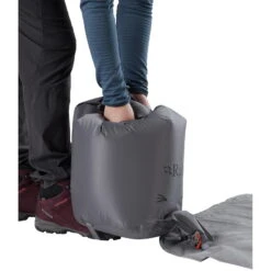 Rab Stratosphere 4 - Isolierte Schlafmatte -Campfreunde Geschäft rab stratosphere 4 schlafmatte qma 05 grh reg 4