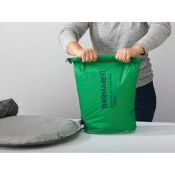 Therm-a-Rest Blockerlite Pump Sack - Pump-Pack-Sack 9 Therm-a-Rest Blockerlite Pump Sack - Pump-Pack-Sack -Campfreunde Geschäft therm a rest blockerlite pump sack pack green cd 13228 3